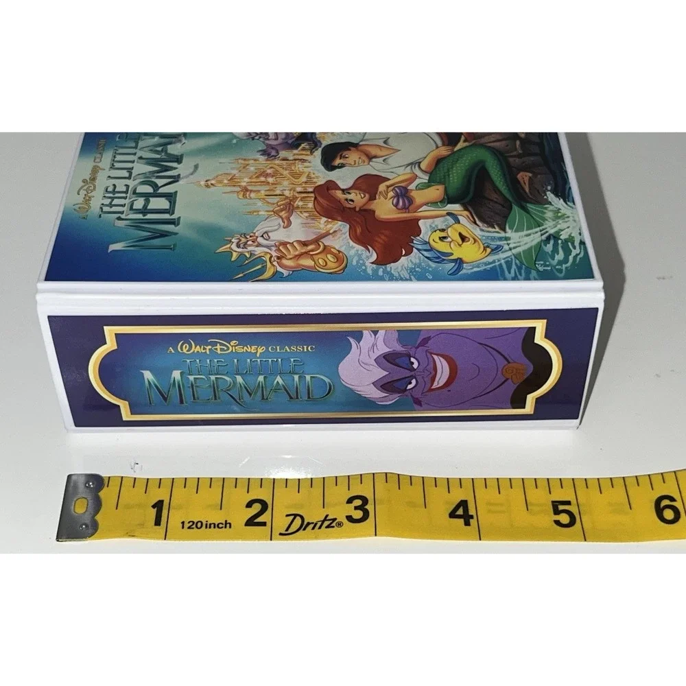 Ursula Disney Collectible Figures  From Little Mermaid (1/b36)